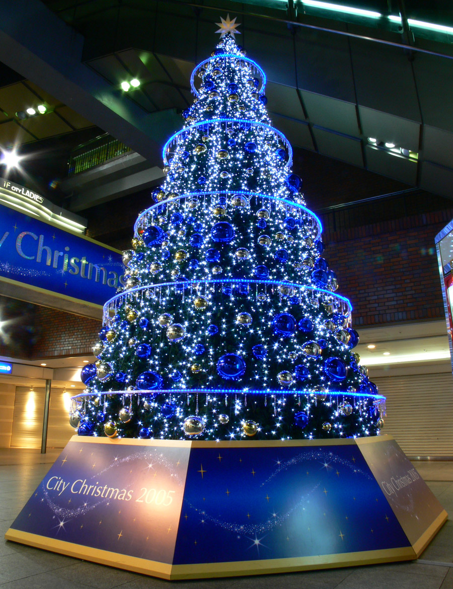 大阪 難波：なんばCITYのクリスマスツリー